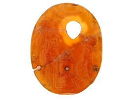 MARIE DE MEDICI CARVED CARNELIAN STONE INTAGLIO