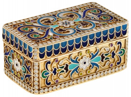 RUSSIAN GILT SILVER ENAMEL LIDDED PILL BOX