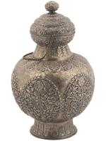 19TH CENTURY PERSIAN HAND CHASED SILVER URN VASE