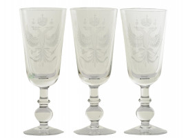 IMPERIAL RUSSIAN HAND ETCHED CRYSTAL WINE GLASSES