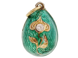 IMPERIAL RUSSIAN GILT SILVER ENAMEL EGG PENDANT