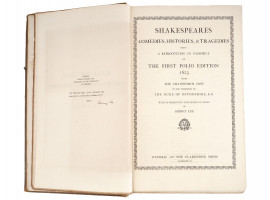 ANTIQUE 1902 FACSIMILE BOOK OF SHAKESPEARES WORK