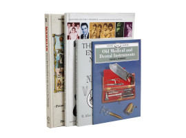 VINTAGE COLLECTORS MANUALS AND AUCTION CATALOGUES