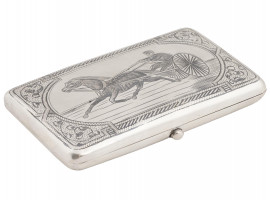 RUSSIAN 84 SILVER NIELLO ENGRAVED CIGARETTE CASE