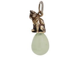 IMPERIAL RUSSIAN JADE EGG PENDANT WITH SILVER CAT