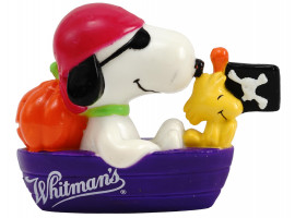 FULL HALLOWEEN SNOOPY COLLECTION W DISPLAY CASE