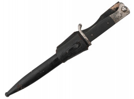 WWII NAZI GERMAN CLOSE COMBAT KNIFE IN SHEATH