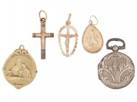 VINTAGE 14K GOLD RELIGIOUS PENDANTS AND MORE