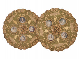 ANTIQUE FRENCH WALL PLATES WITH MINIATURE PAINTINGS