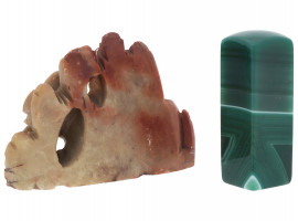 CHINESE SOAPSTONE STAND AND POLISHED MALACHITE