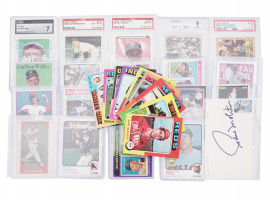 COLLECTION AMERICAN BASEBALL PLAYER CARDS SIGNED