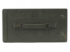 US VIETNAM ERA MILITARY METAL AMMO CONTAINER BOX