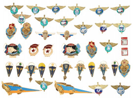 RUSSIAN BELORUSSIAN UKRAINIAN PARATROOPERS BADGES