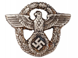 WWII NAZI GERMAN MILITARY AND POLICE BADGES