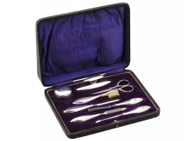 NAZI GERMAN SILVER EVA BRAUN MANICURE SET IN BOX