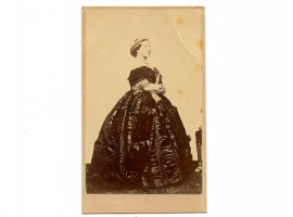 ANTIQUE 1861 QUEEN VICTORIA PORTRAIT BY CLIFFORD