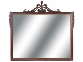 VINTAGE AMERICAN MIRROR IN A CARVED WOOD FRAME