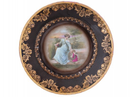 ANTIQUE VICTORIA AUSTRIA PORCELAIN PLATE CA 1910