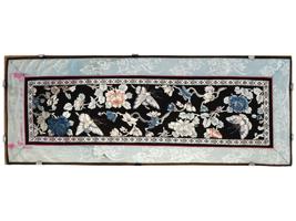 ANTIQUE CHINESE HAND EMBROIDERED ON SILK SCROLL