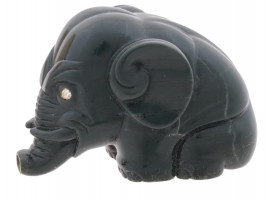 RUSSIAN FABERGE HAND CARVED JADE ELEPHANT FIGURE