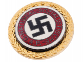 WWII GERMAN THIRD REICH NSDAP PARTY BADGE