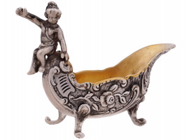 RUSSIAN GILT SILVER SALT CELLAR WITH A PUTTO