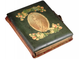 ANTIQUE VICTORIAN ERA PHOTO ALBUM WITH PICTURES