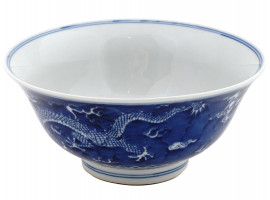 ANTIQUE CHINESE QING BLUE AND WHITE PORCELAIN BOWL