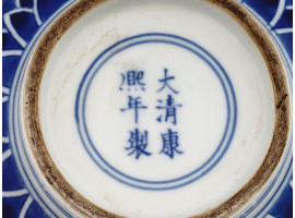 ANTIQUE CHINESE QING BLUE AND WHITE PORCELAIN BOWL