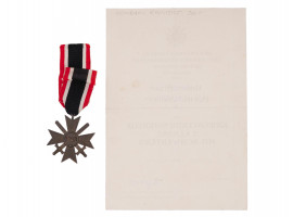 WWII NAZI GERMAN WAR MERIT CROSS MEDAL 1ST CLASS