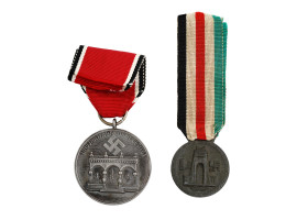 WWII NAZI GERMAN ITALIAN AWARD DECORATIONS