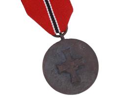 WWII NAZI GERMAN KNIGHTS CROSS AND STALINGRAD MEDAL