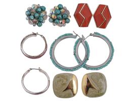 COLLECTION OF VINTAGE EARRINGS ADORNED WITH STONES