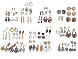 COLLECTION OF VINTAGE STUD AND CLUSTER EARRINGS