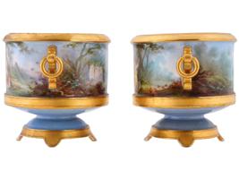 PAIR OF ANTIQUE 19TH C FRENCH PORCELAIN URNS