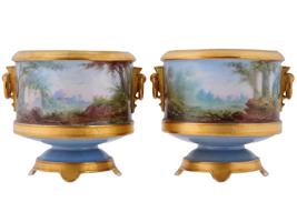 PAIR OF ANTIQUE 19TH C FRENCH PORCELAIN URNS