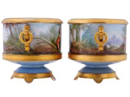 PAIR OF ANTIQUE 19TH C FRENCH PORCELAIN URNS