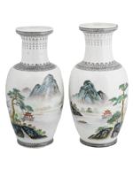 CHINESE REPUBLIC PERIOD HAND PAINTED PORCELAIN VASES