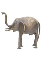 VINTAGE PRIMITIVE BRONZE SCULPTURE OF AN ELEPHANT