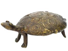 VINTAGE PRIMITIVE GILT BRONZE TORTOISE PAPERWEIGHT