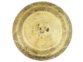 ANTIQUE ISLAMIC BRASS BOWL WITH ENGRAVED DECORATIONS