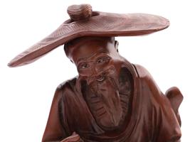 ANTIQUE CHINESE CARVED WOOD FIGURE OF OLD PEASANT