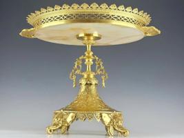 19C FRENCH JAPANESQUE GILT BRONZE ONYX CENTERPIECE