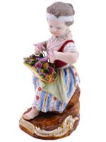 ANTIQUE GERMAN MEISSEN PORCELAIN GIRL FIGURINE