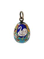 RUSSIAN GILT SILVER ENAMEL EGG PENDANT WITH SWAN