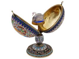 RUSSIAN GILT SILVER ENAMEL ROCK CRYSTAL EGG CASKET