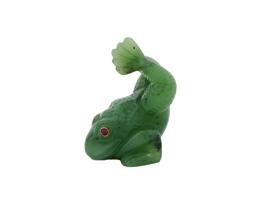 RUSSIAN CARVED JADE GEMSTONE FIGURINE OF A FROG