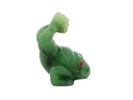 RUSSIAN CARVED JADE GEMSTONE FIGURINE OF A FROG