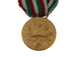 1968 ITALIAN 50TH VICTORY ANNIVERSARY GOLD MEDAL