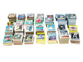LARGE COLLECTION OF TOPPS FLEER DONRUSS BASEBALL CARDS